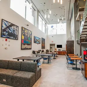 Hotel Fairfield & By Marriott Brooklyn